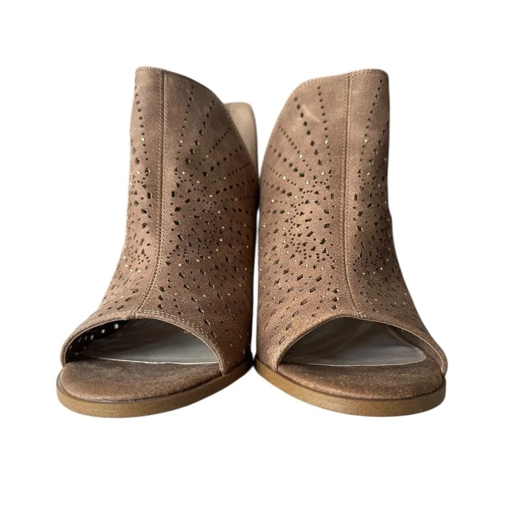 Fergalicious Reno Ankle Boots Booties Sz 12M Color Doe/Taupe Cut Outs Studs‎ EUC
